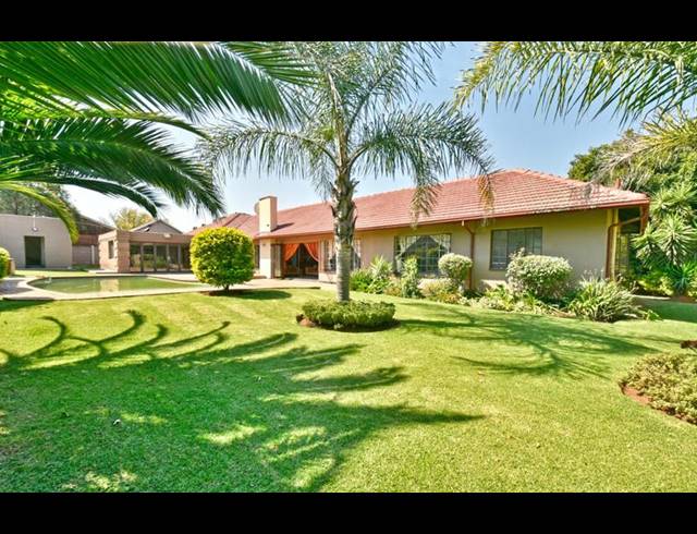 3 BEDROOM HOUSE FOR SALE IN ALBEMARLE